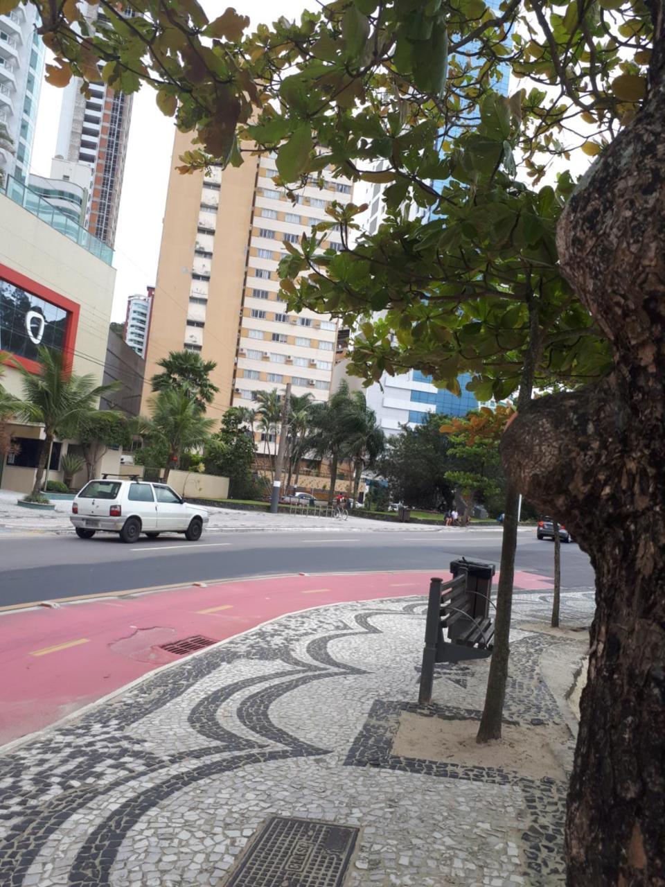 Apartamento Beira Mar บัลเนอาริโอ กังโบริว ภายนอก รูปภาพ